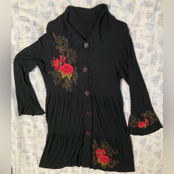 ATHLETA Black Jersey Dress w/Roses - Picture 4 of 11